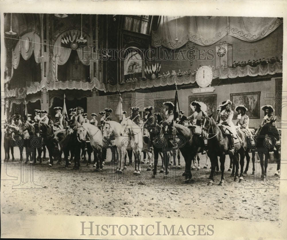 1930 Press Photo Opening Of The Annual Paris Horse Show - nex11468 - Historic Images