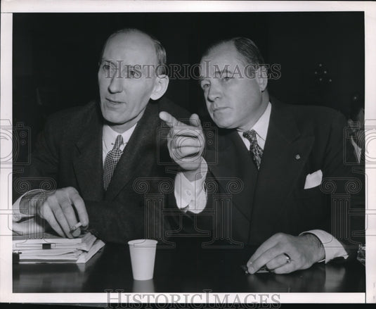 1952 Press Photo Asst Attorney General & Attorney General On Witness Stand - Historic Images