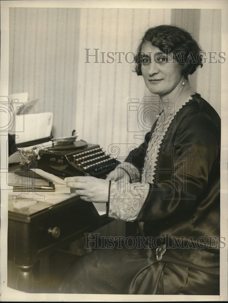 1927 Press Photo Srita E Enriquex de Rivera Only Woman Publisher Editor Mexico - Historic Images
