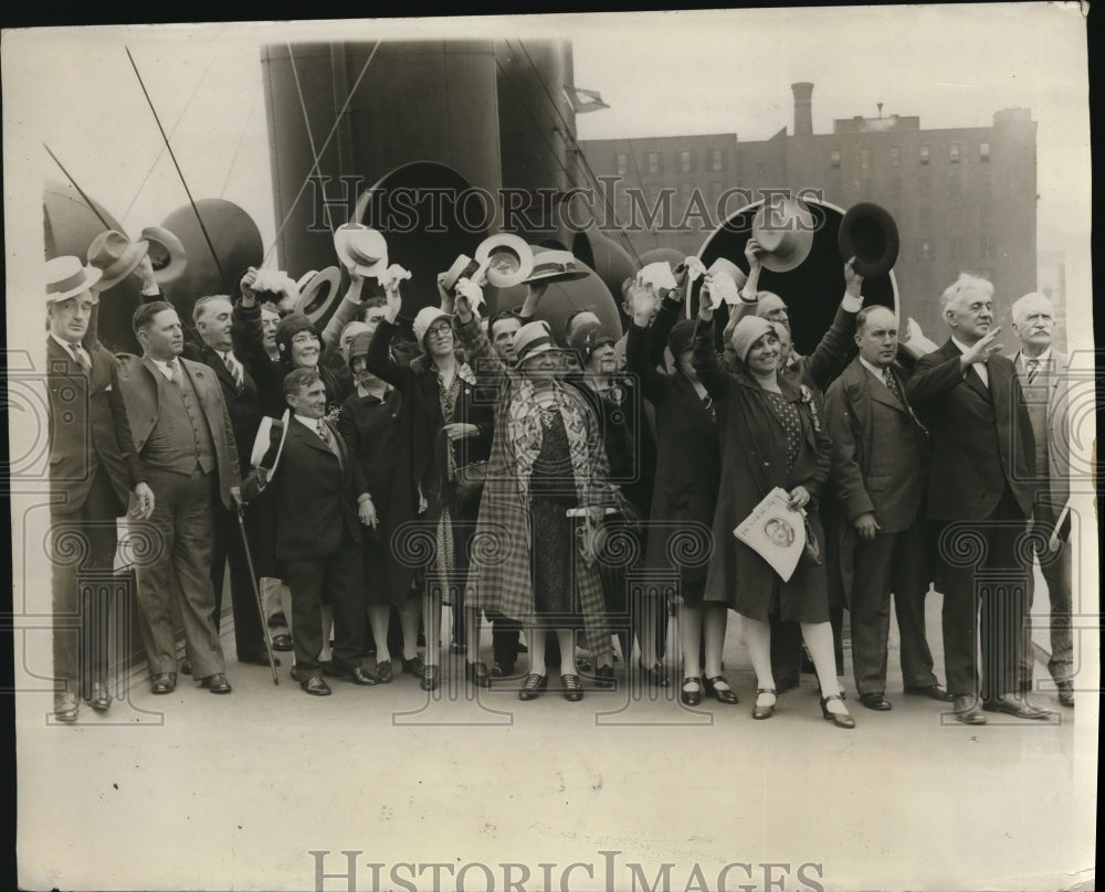 1928 Press Photo Massachusetts Democratic Delegates Aboard S S Shawnee New York - Historic Images