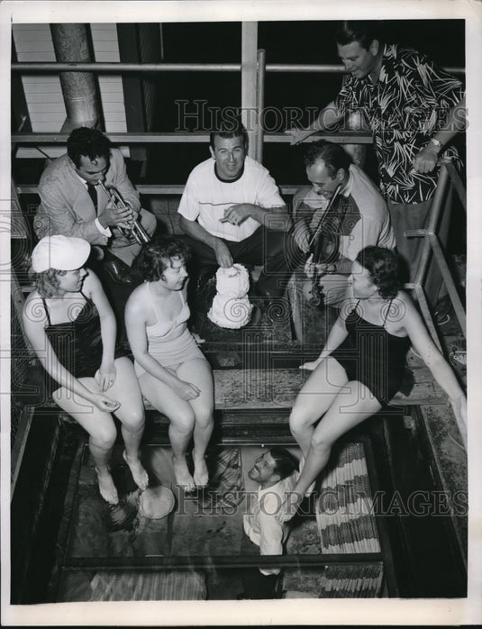1950 Press Photo Bandleader Dick Jurgens, Paul D. Abbott Birthday, Shafer Lake - Historic Images
