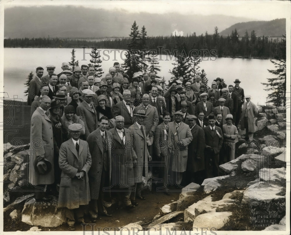 1928 Press Photo Kiwanians from Ind, Ky &amp; TN at Jasper Park in Canada - Historic Images