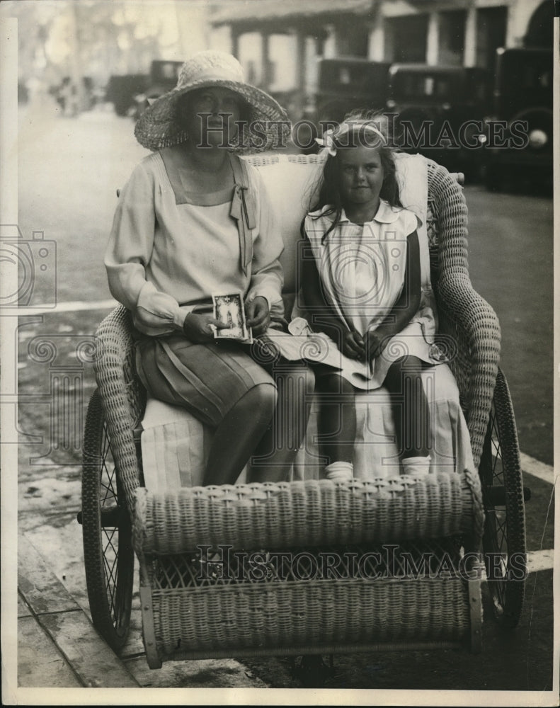 1929 Press Photo Palm Beach Fla. Mrs Sumner Hollander &amp; daughter Marie-Historic Images