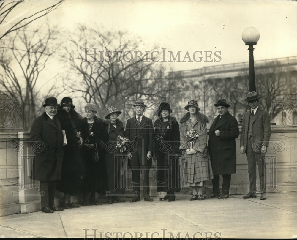 1923 Press Photo Frank Sites, Mrs Sites daughter Emily and friends in Washington - Historic Images