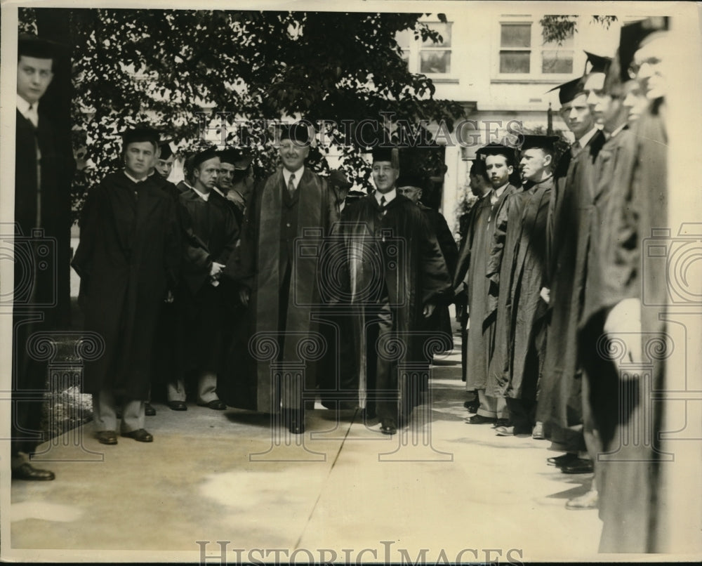 1927 Press Photo Marshall College at Lancaster Pa Gov Fisher &amp; graduates - Historic Images