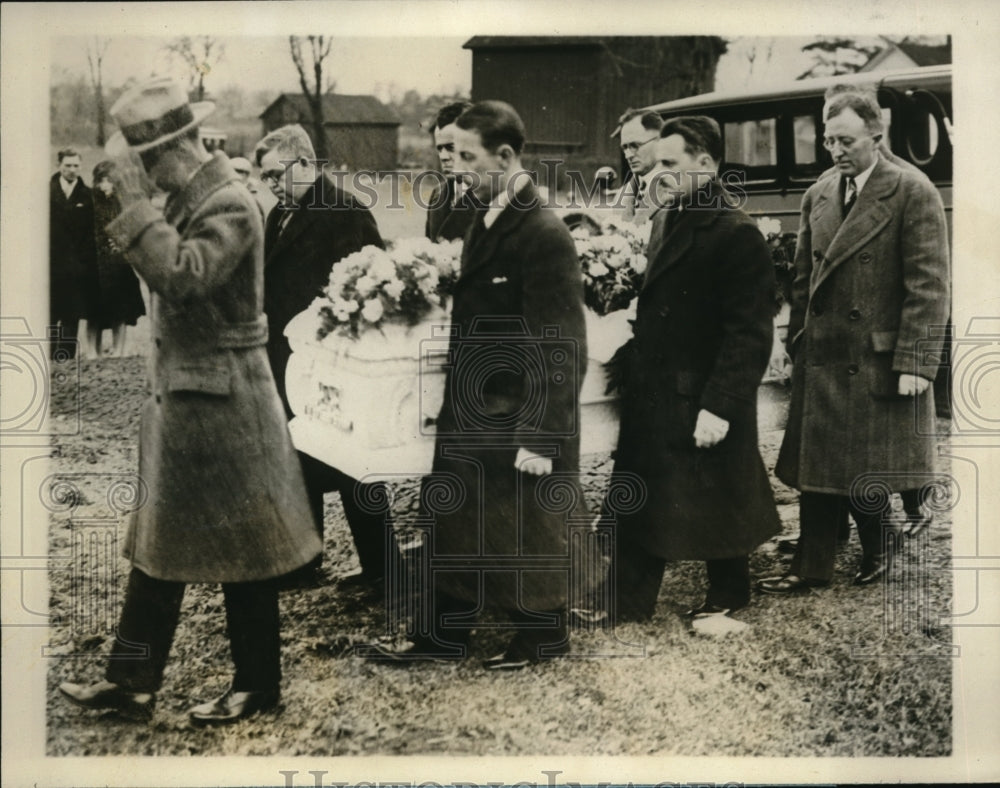 1937 Press Photo Comrades of Albert Frick who attempted to save life of youth by - Historic Images