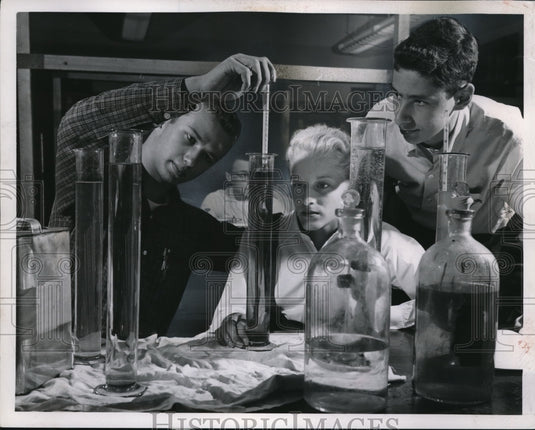 1957 Press Photo A Hartman Margene Smith E Steiger Cleveland Heights High School - Historic Images