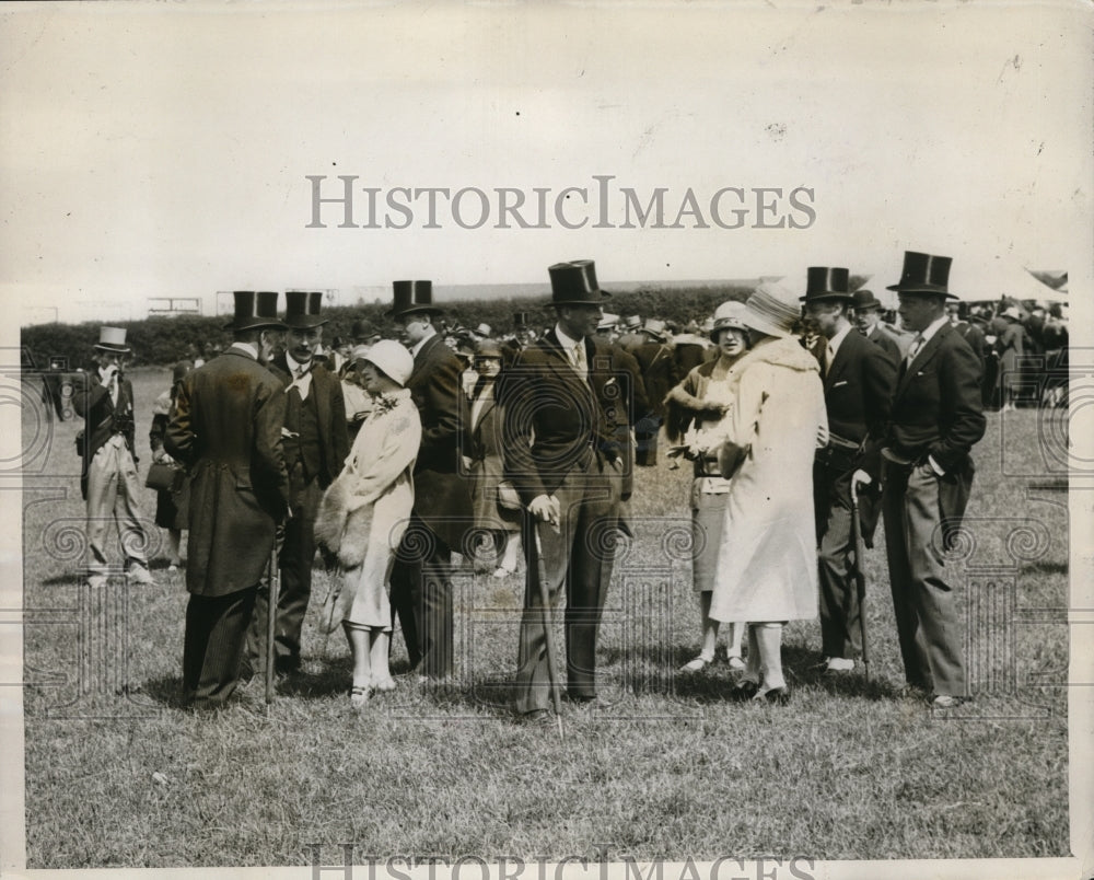 1928 Press Photo H.R.H. Prince of Wales, H.R.H. Duke of York, Princess Mary, - Historic Images