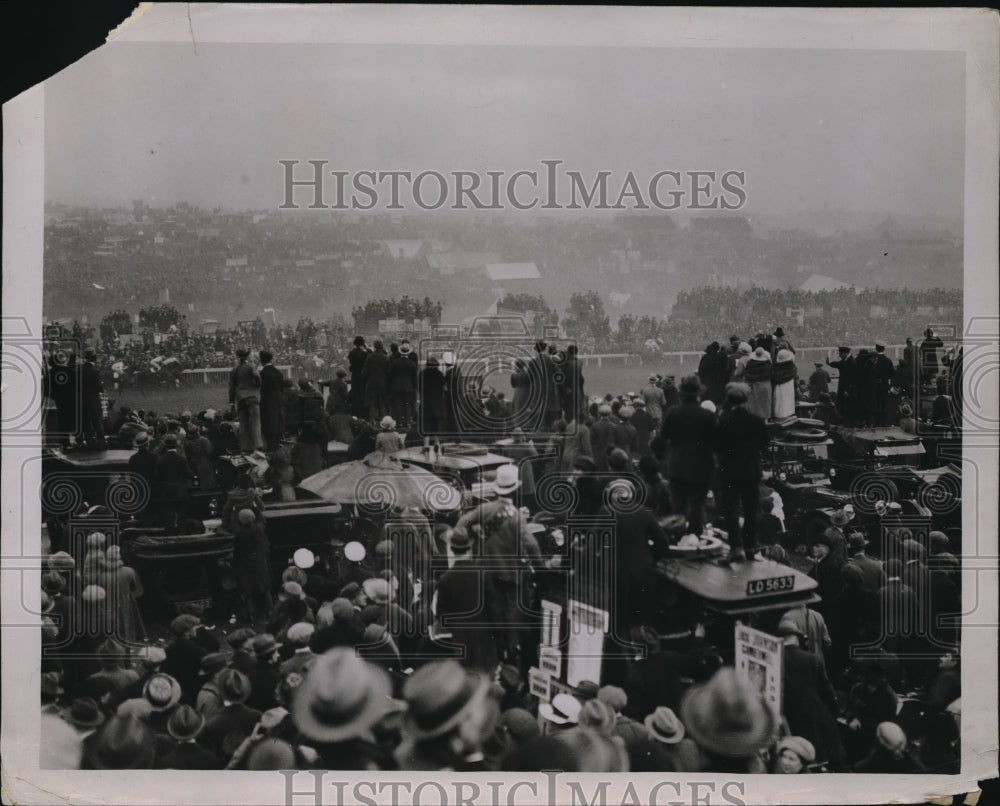 1923 Press Photo Crowd at England Derby - Historic Images