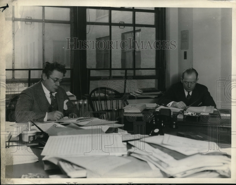1932 Press Photo Josef Pasternack, Eugene Ormandy at their music prep desks - Historic Images