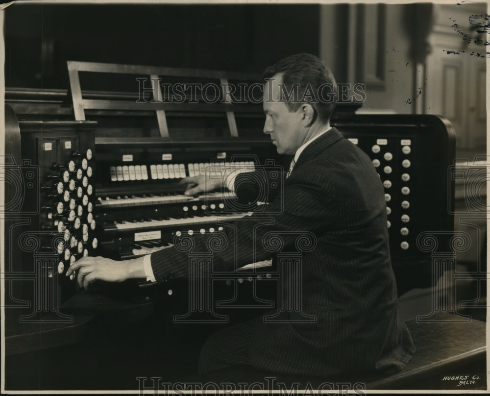 1929 Press Photo Frederick D Weaver organist - Historic Images