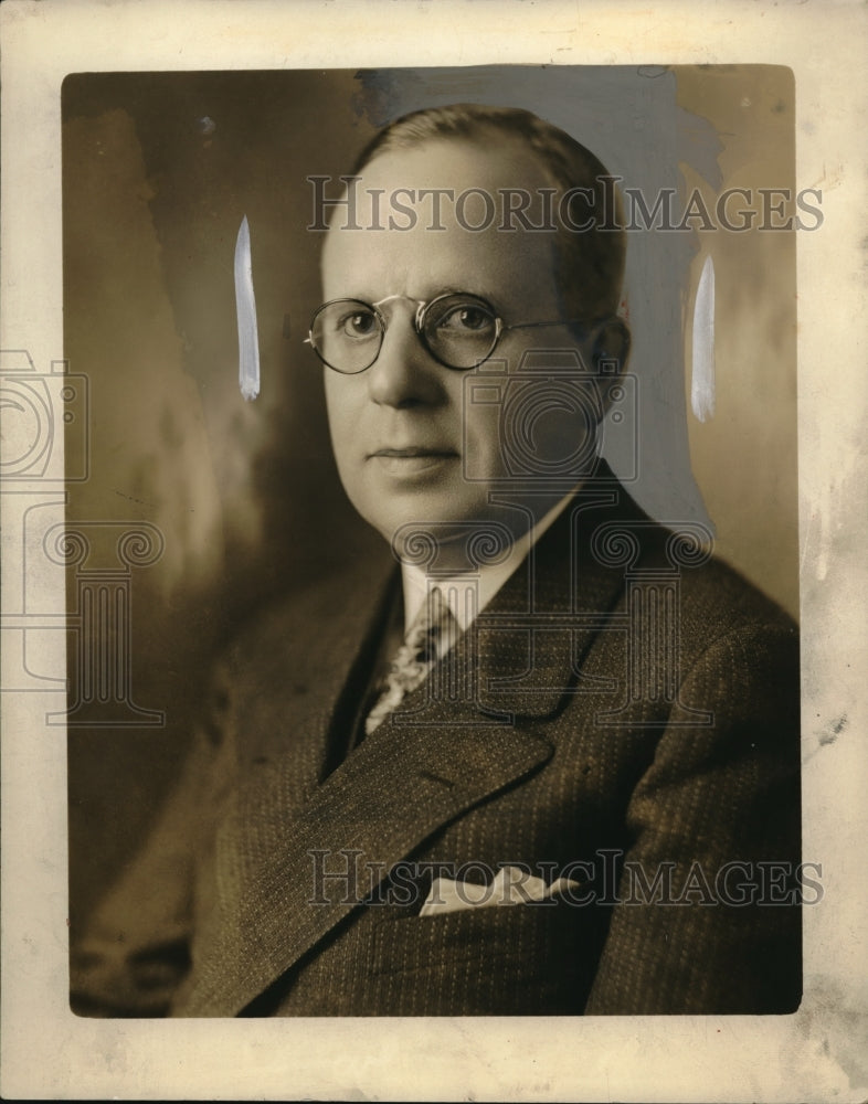 1928 Press Photo Frank E. Chapman - Historic Images