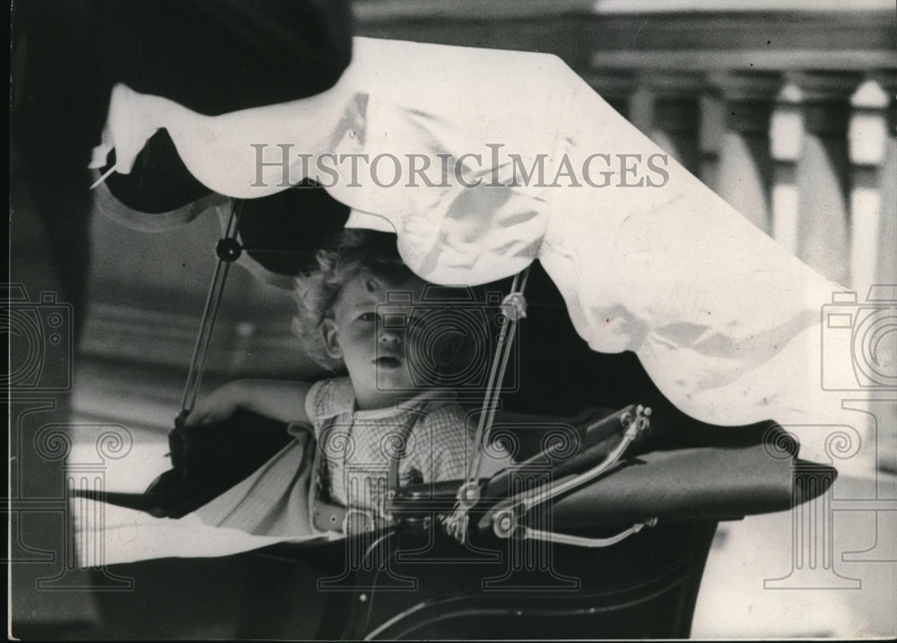 1937 Press Photo Prince Edward on outing at Belgrave Square, London-Historic Images