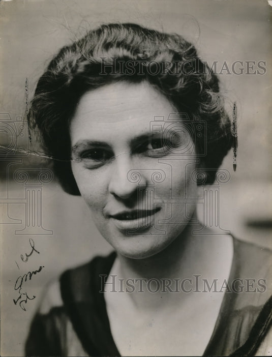1919 Press Photo Mrs Earl Beale Commandetr Reds - Historic Images