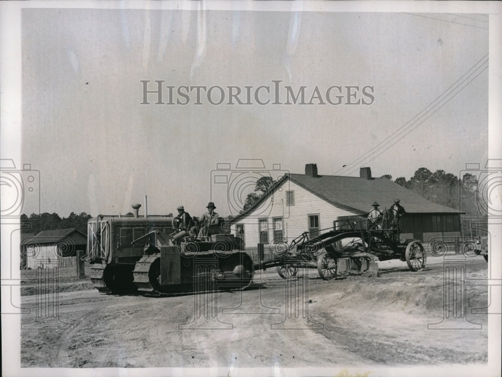 1937 Press Photo AtWays Ga Ford mfg plant to build cars as construction begins - Historic Images