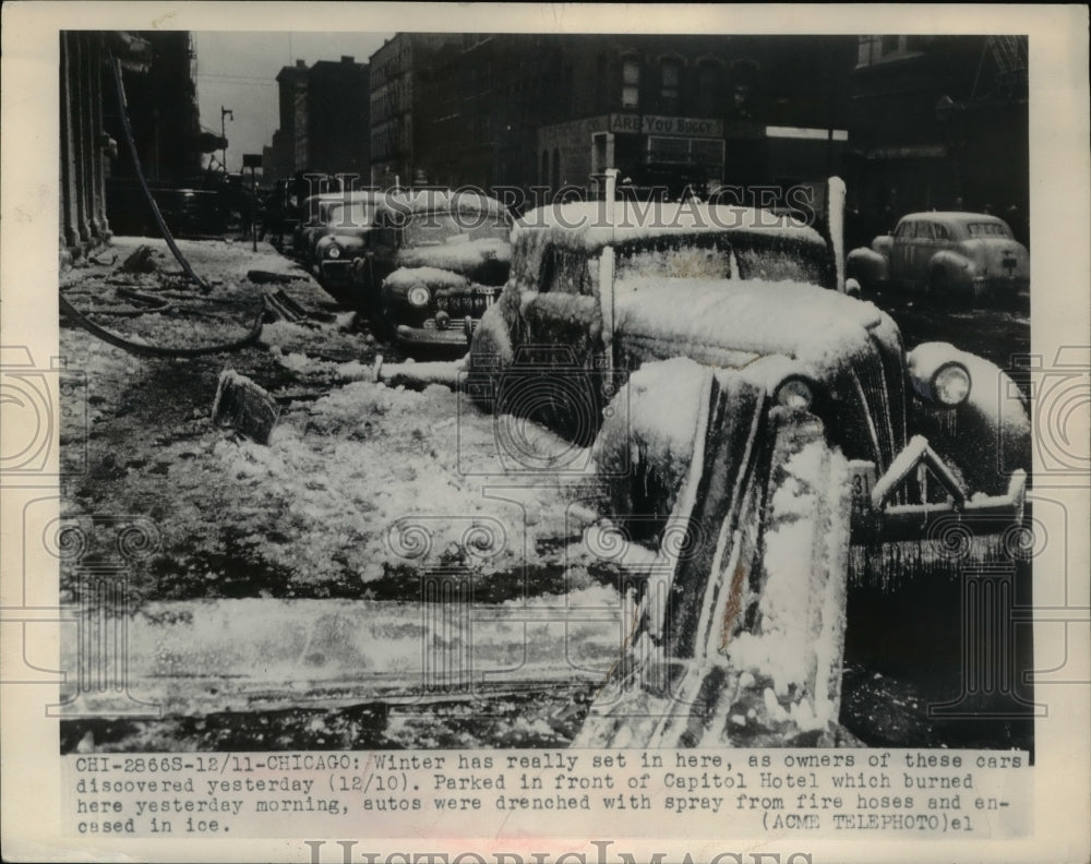 1948 Press Photo Chicago  Autos covered in snow &amp; ash from Capitol Hotel fire - Historic Images