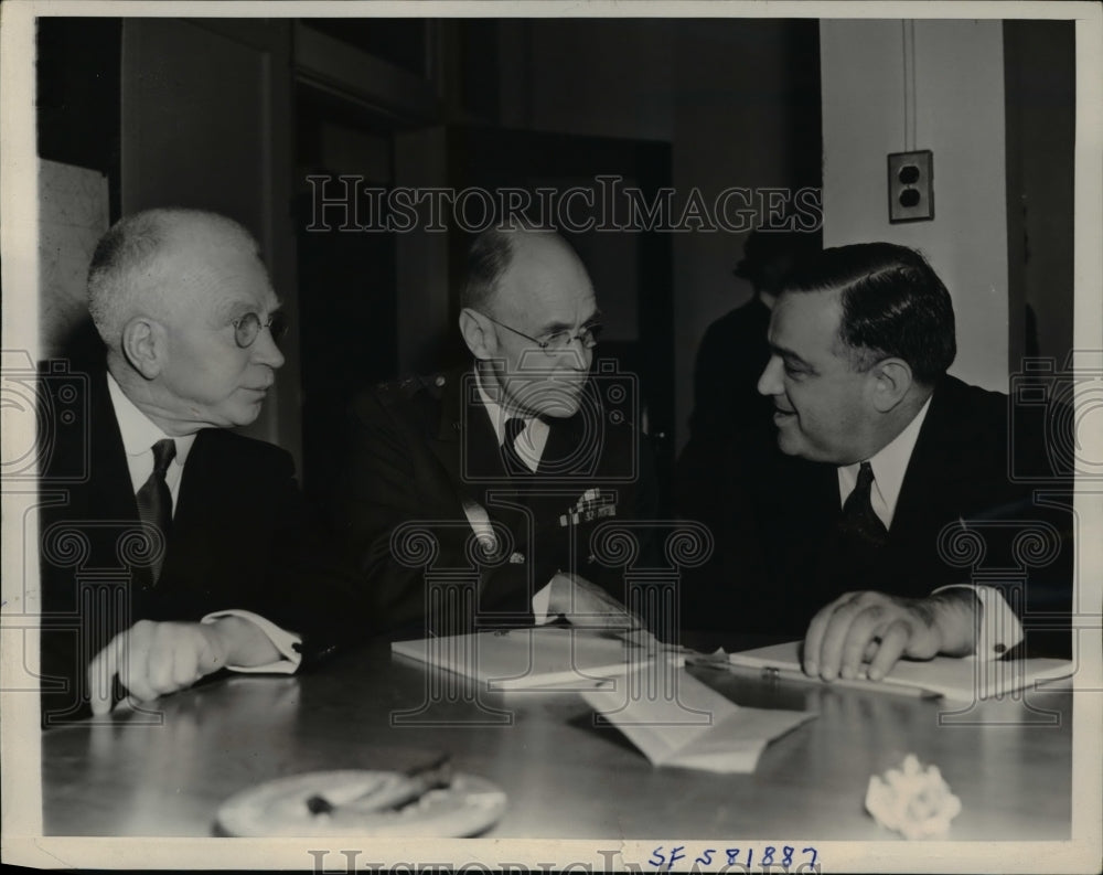 1940 Press Photo Mayor La Guardia Lieutenant General John DeWitt Colonel Biggar - Historic Images