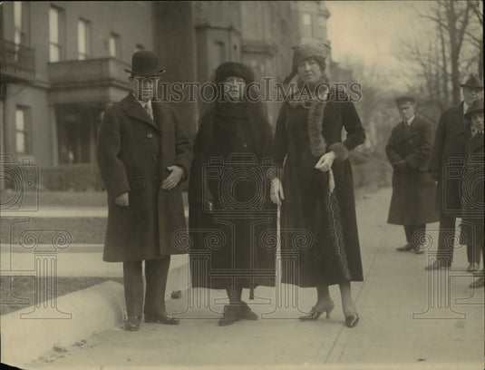 1920 Press Photo Mrs McEwiney with  Mr & Mrs PA Druryin Eash DC - Historic Images