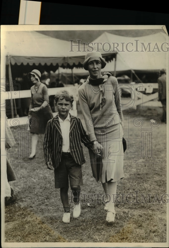 1928 Press Photo George Henry Warren III &amp; mom at Tuxedo Kennel show NY - Historic Images