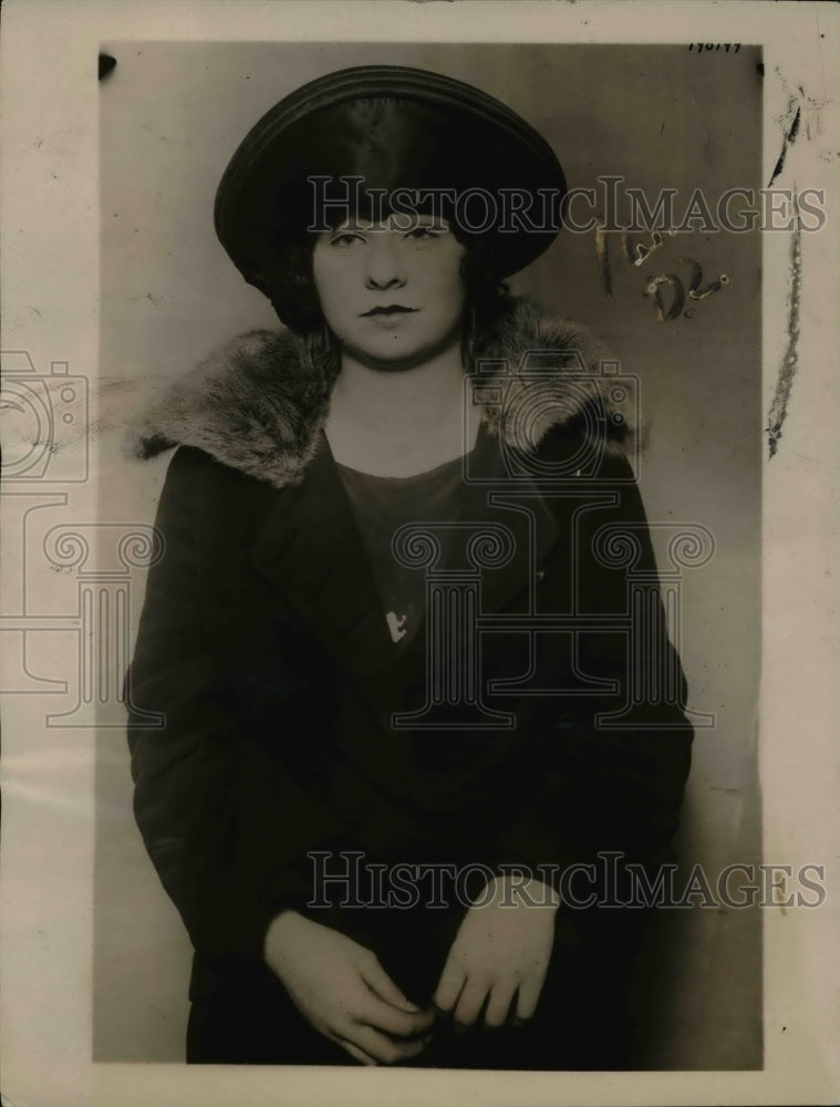 1922 Press Photo Mrs Peggy Lewis Laminer Atlanta Ga suit vs husband - Historic Images