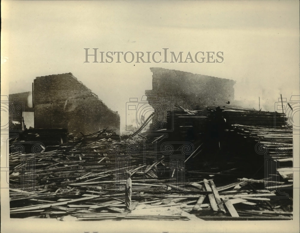 1925 Press Photo Salt Lake City Utah burned out lumber yard - Historic Images