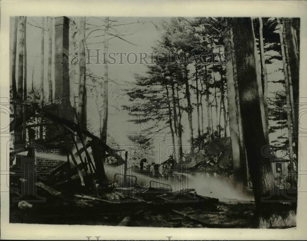 1929 Press Photo Residential area fire on the outskirts of old Orchard, Me - Historic Images