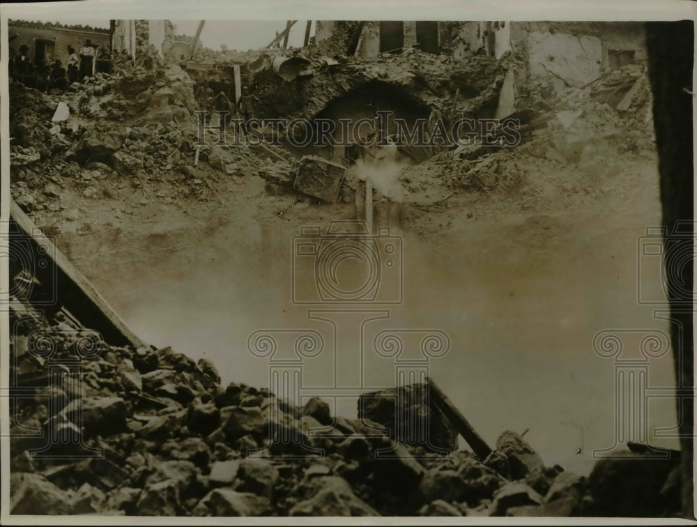 1930 Press Photo Italian Earthquake at Aquilonia - Historic Images
