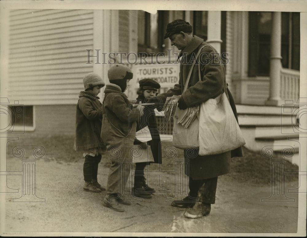 1925 Press Photo James Sanderson Plymouth Mass inherits a fortune - Historic Images