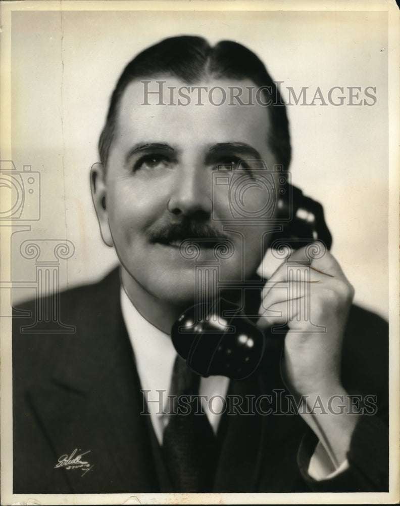 1932 Press Photo Nick Dawson in WABC Columbia series Magig Voice - Historic Images