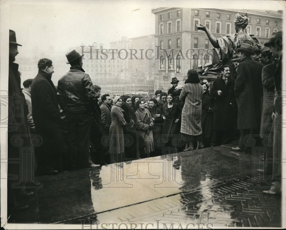 1932 Press Photo Columbia Univ NY delegation at a protest - Historic Images