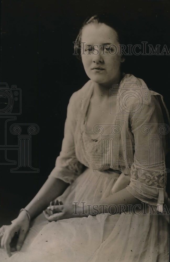 1919 Miss Anna Gordon of Wash DC - Historic Images
