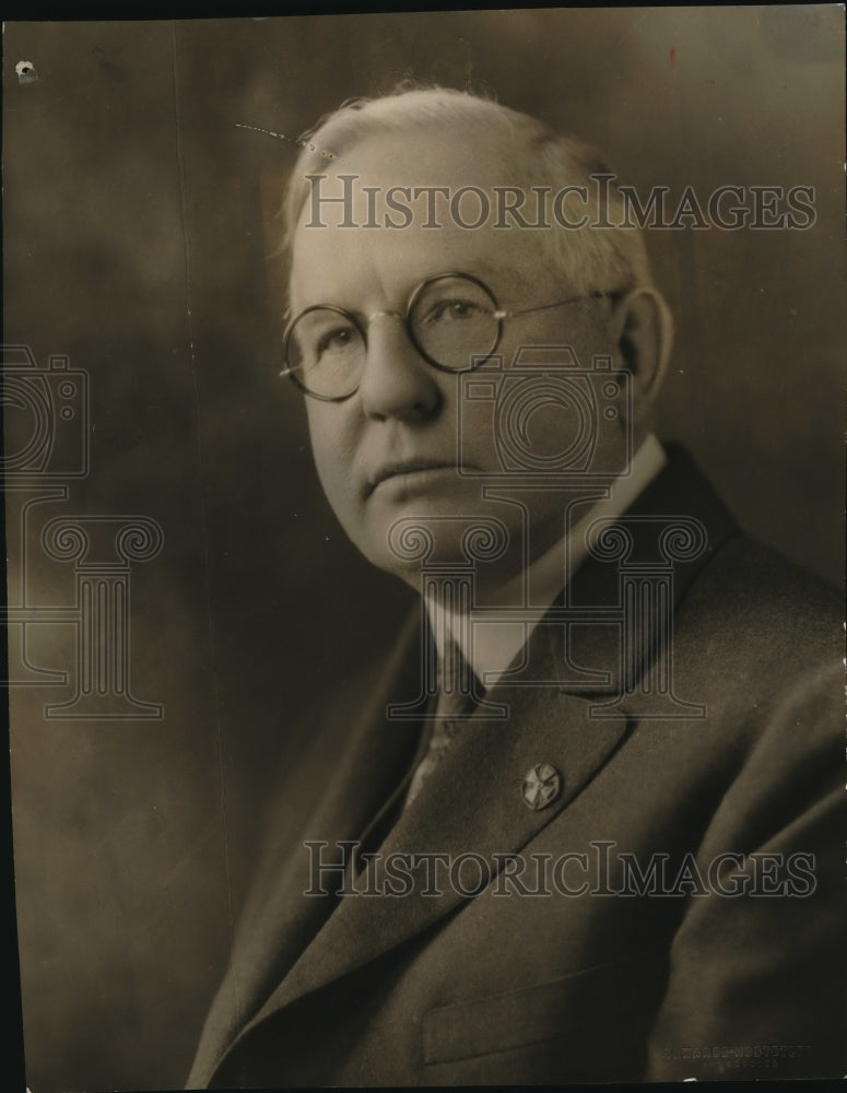 1924 Press Photo Dr Thomas J Orbinson chair of committee of psychiatrists - Historic Images