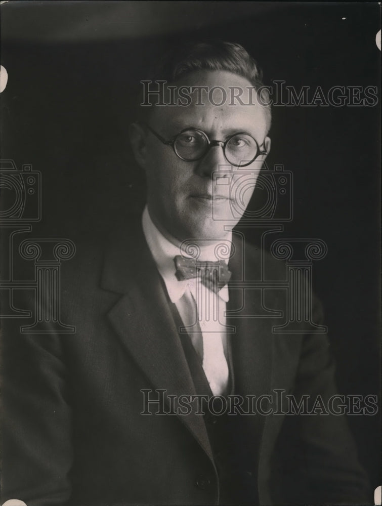1921 Press Photo BB Hart canned goods div of Dept of Commerce - Historic Images