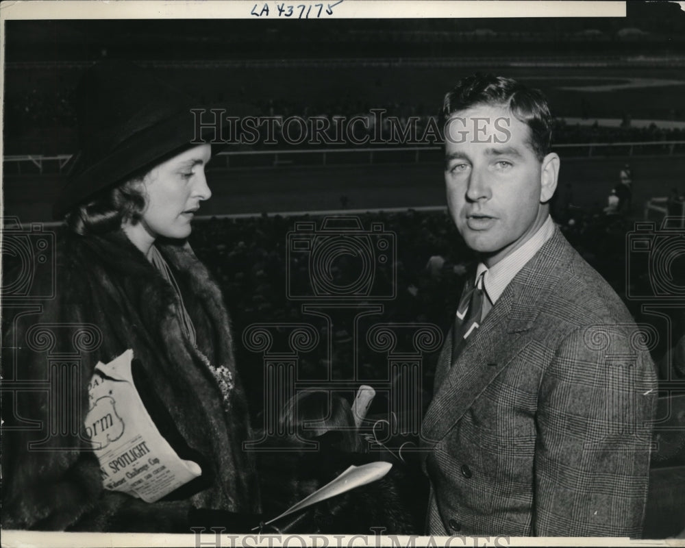 1938 Press Photo Arcadia Calif Mr &amp; Mrs CV Whitney of NYC at races - Historic Images