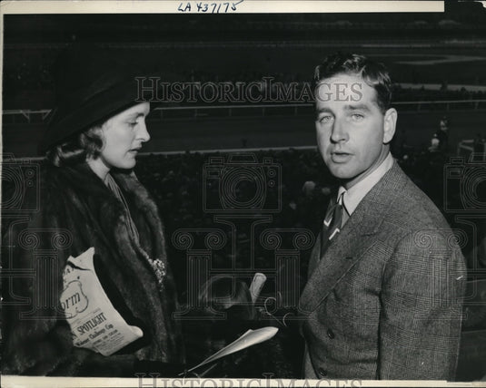 1938 Press Photo Arcadia Calif Mr & Mrs CV Whitney of NYC at races - Historic Images
