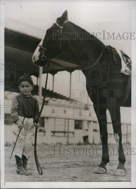 1938 Press Photo LA Calif Ralph Lindsay son of Jack & racehorse Riccuardo - Historic Images