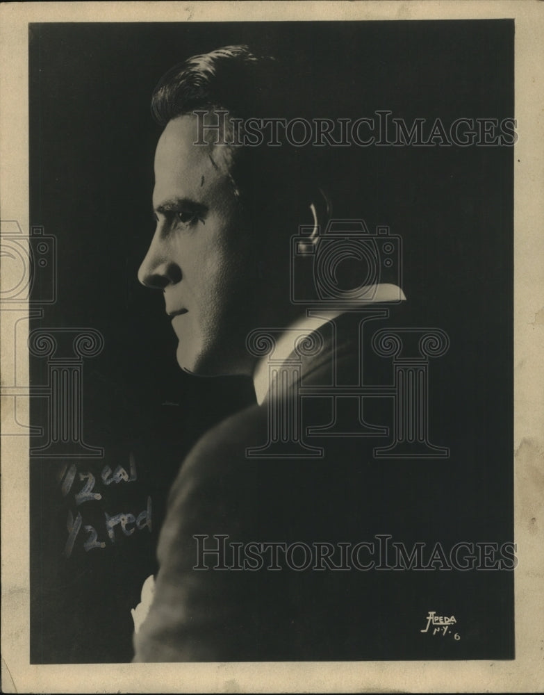 1925 Press Photo Robert T Haines plays role in History Rotary  pageant - Historic Images