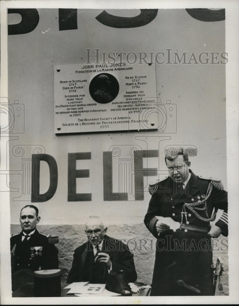 1935 Press Photo Plaque in memory of John Paul Jones in Paris,Gabriel Hantoux - Historic Images