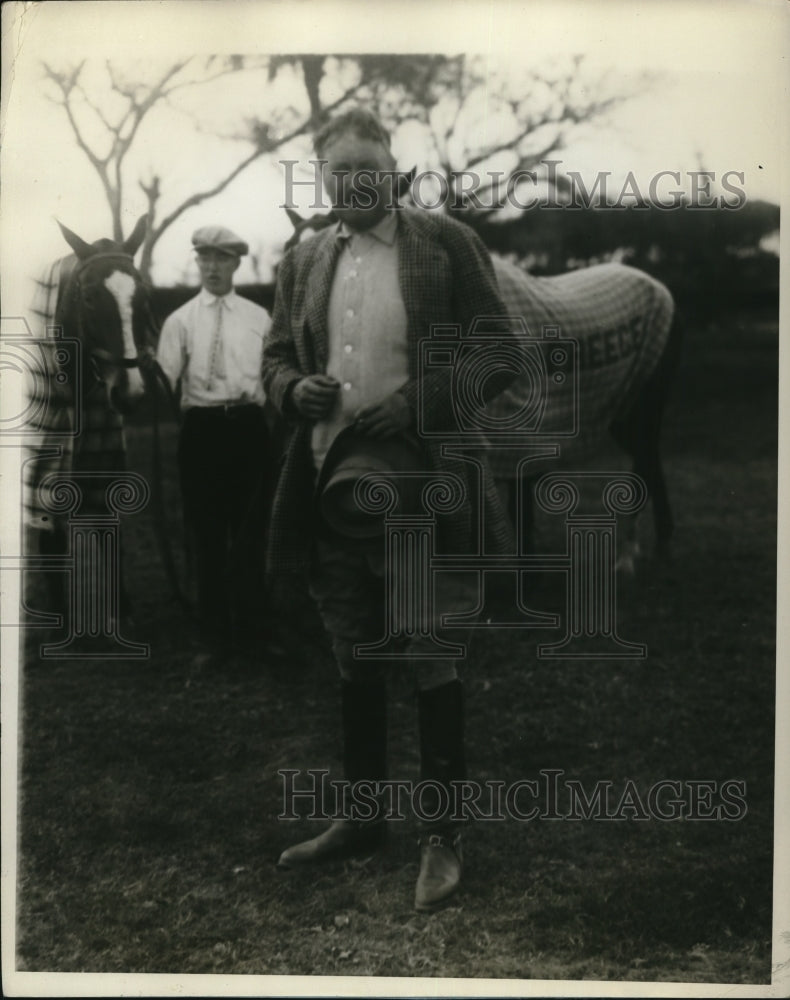 1929 Press Photo Godfrey Presse Westbury NY at society polo match - Historic Images