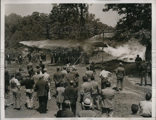 1938 Press Photo National Bureau of Standards Blower Engineers Airplane Fires - Historic Images