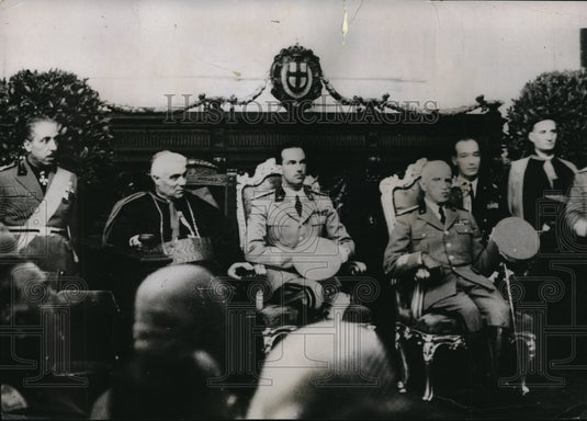 1934 Press Photo King Victor Emmanuel & Crown Prince Umberto At Opening - Historic Images