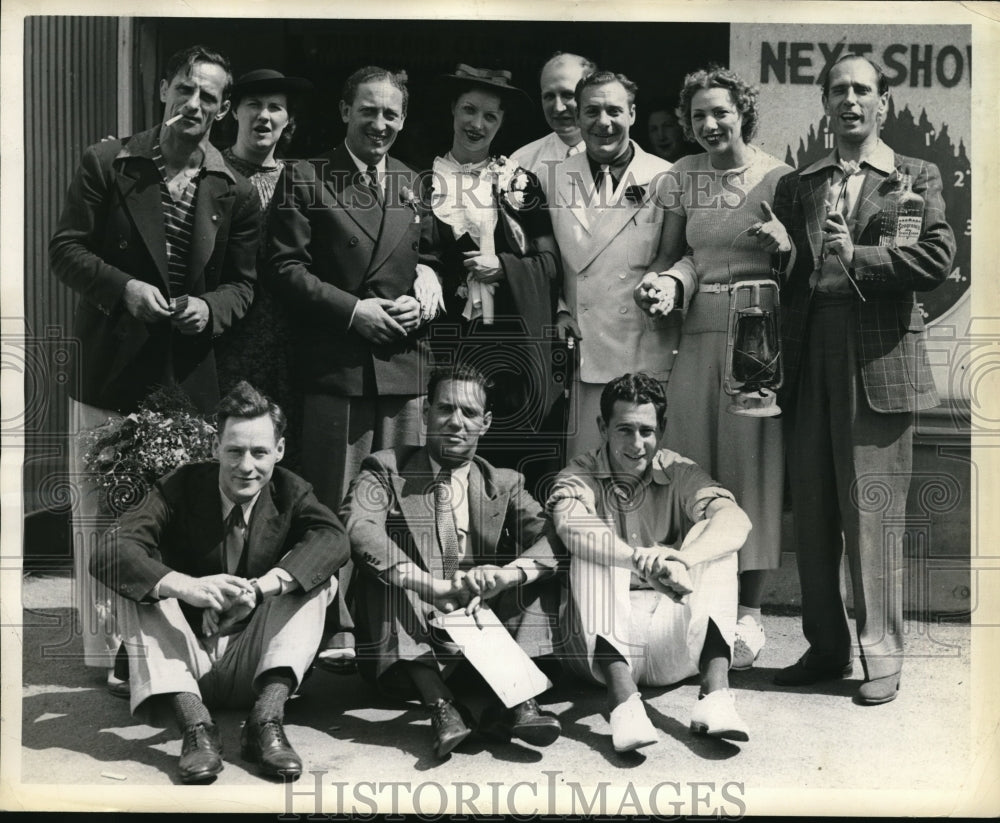 1937 Press Photo Sheriff Martin O&#39;Donell served as best man in bridal party - Historic Images