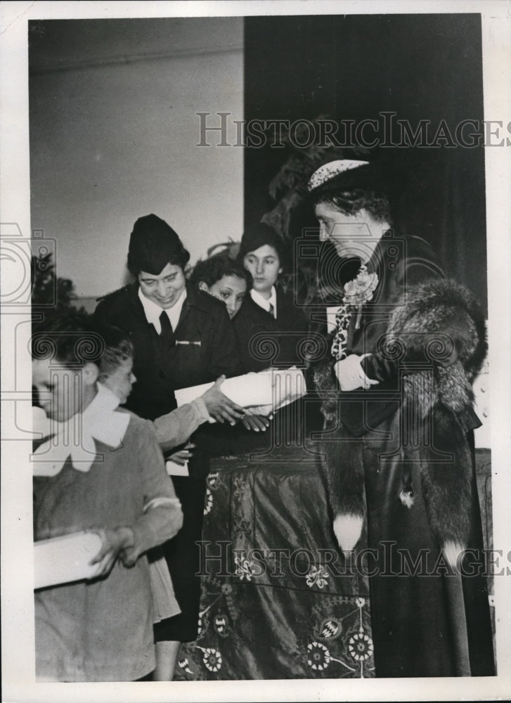 1938 Press Photo Rome Italy Queen Elena of Italy &amp; Empress of Eyhiopia - Historic Images