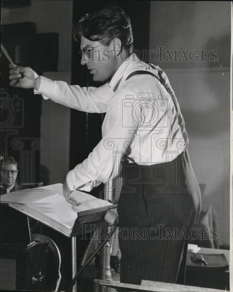 1940 Press Photo Orchestra conductor Donald Voorhees - Historic Images