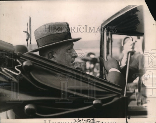 1921 Press Photo Vivianix former French Premier with honors in New York - Historic Images
