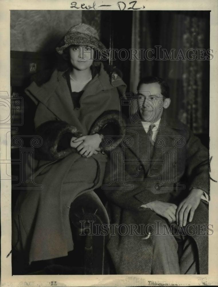 1922 Press Photo Dellora Angell heiress to JW Gates estate &amp; Lester Morris - Historic Images