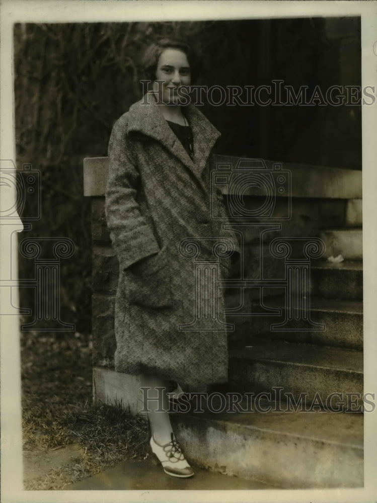 1928 Press Photo Northampton Stella Eskin of Harbin China at Smith College - Historic Images