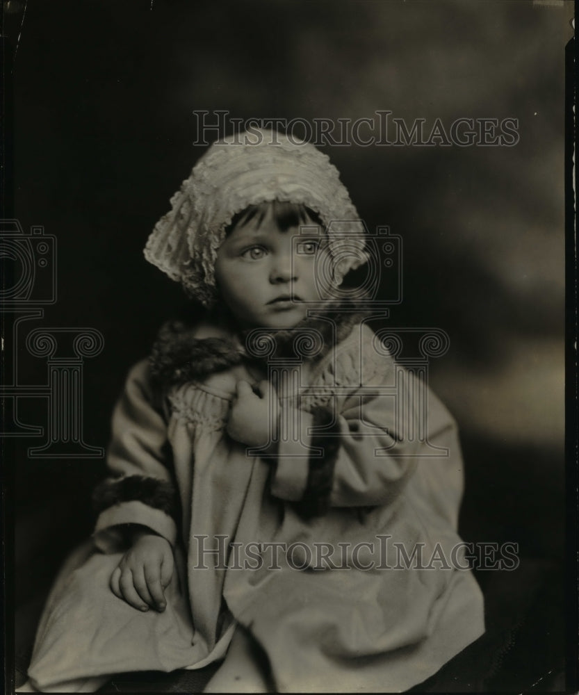 1924 Press Photo Maria De Los Glass, granddaughter of Senator Glass. - Historic Images