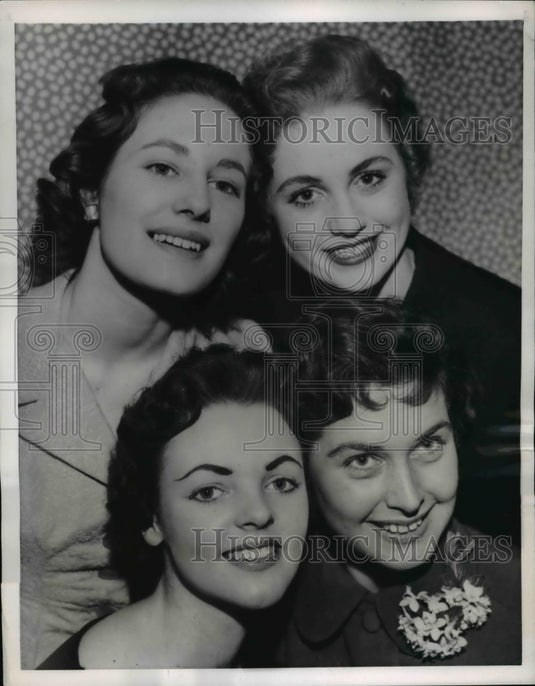 1957 Press Photo L-R Ruth Davy,Christina McDonald,Jean Appleton & Diana Iles - Historic Images