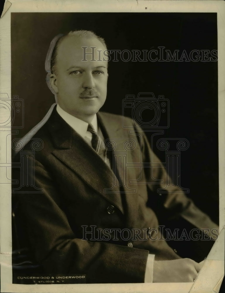 1925 Press Photo Walter S Gifford president of American Telephone Telegraph - Historic Images